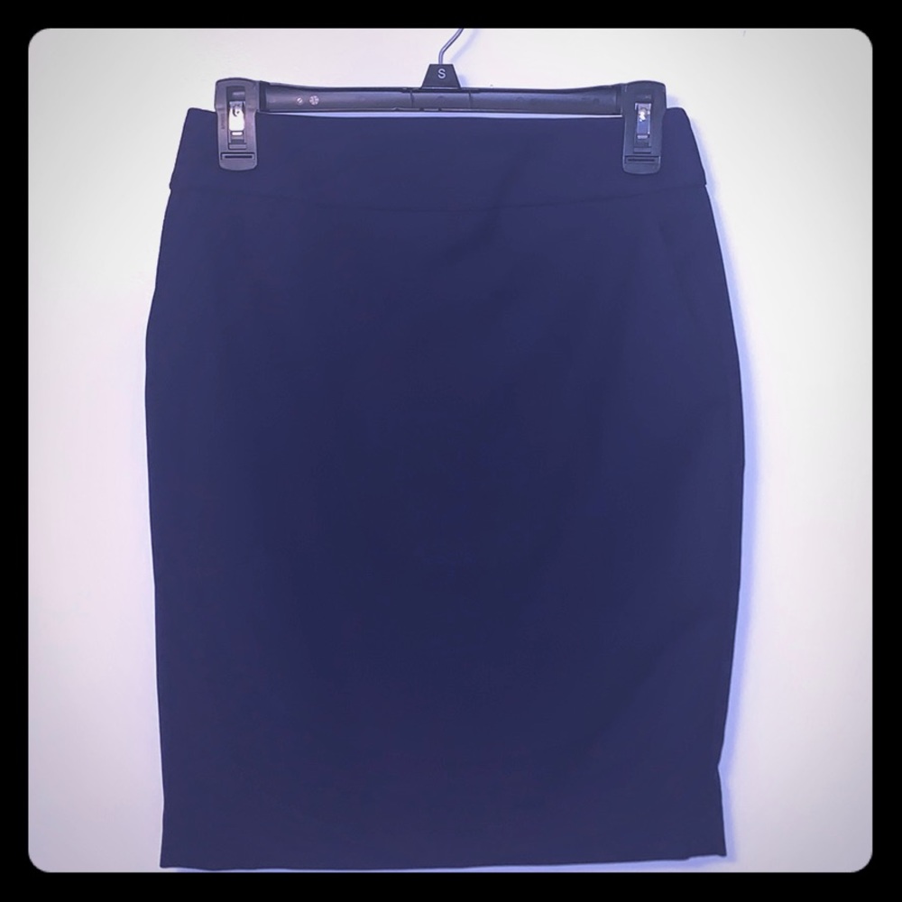 Navy Skirt 💙